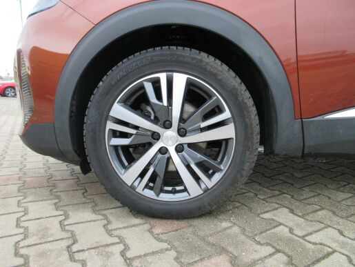 Peugeot 5008 ALLURE PACK 1,5 BlueHDi MAN6