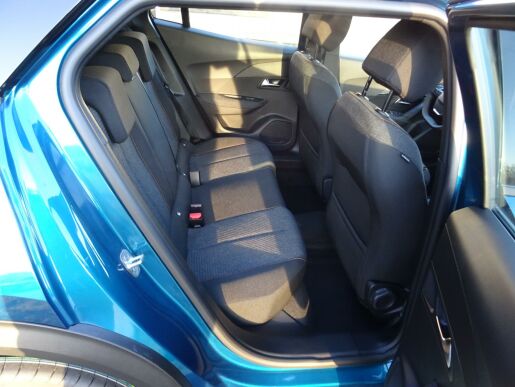 Peugeot 2008 STYLE PureTech 100k MAN6