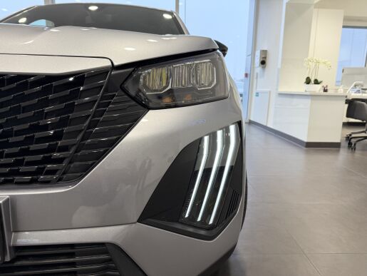 Peugeot 2008 STYLE 100 koní, Manuál