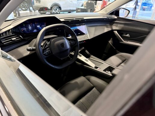 Peugeot 308 SW ALLURE 130 koní, Automat