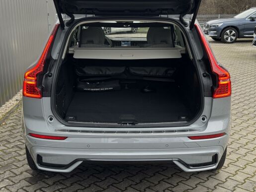 Volvo XC60 T6 AWD ULTIMATE DARK | VZDUCH