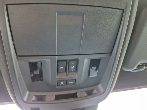 Peugeot 5008 e-GT 210 k vent.sed. panorama