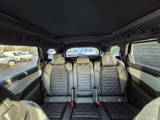 Peugeot 5008 e-GT 210 k vent.sed. panorama