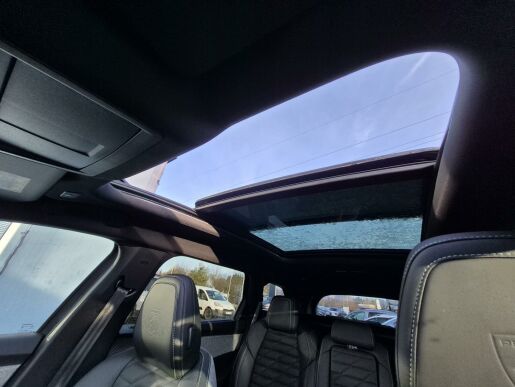 Peugeot 5008 e-GT 210 k vent.sed. panorama