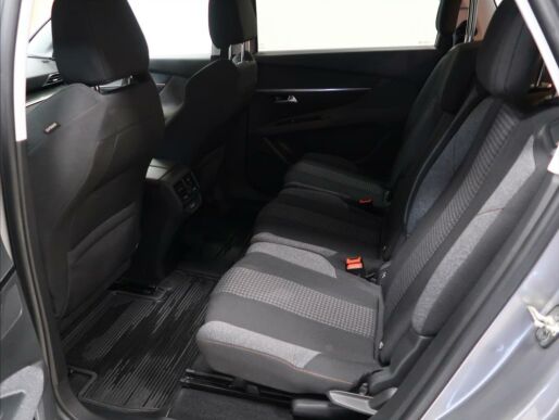 Peugeot 5008 1,2 i ACTIVE  PureTech 130  MA