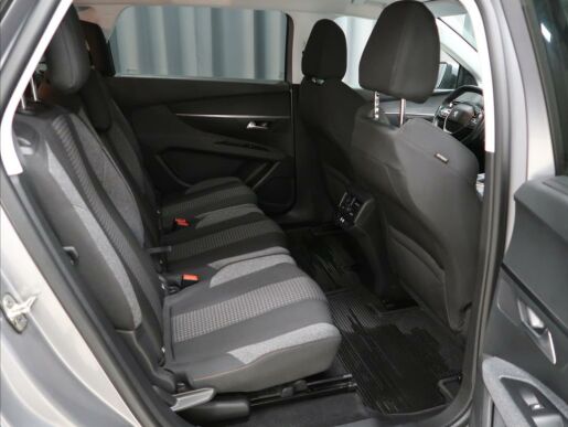 Peugeot 5008 1,2 i ACTIVE  PureTech 130  MA