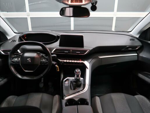 Peugeot 5008 1,2 i ACTIVE  PureTech 130  MA