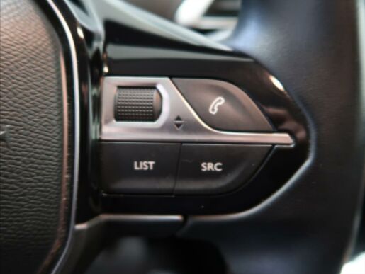 Peugeot 5008 1,2 i ACTIVE  PureTech 130  MA