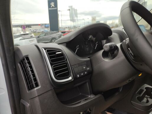 Peugeot Boxer L3H2 180k MAN6 3500 kg