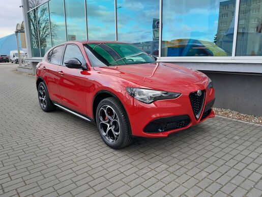Alfa Romeo Stelvio Veloce 4x4 2,0 280PS