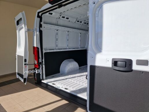 Peugeot Boxer FURGON 4350 L4H2 BlueHDi 140