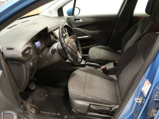 Opel Crossland X 1,2 i TURBO  AT6 Innovation