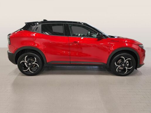 Alfa Romeo Junior Ibrida Speciale 1.2 Turbo Hybr