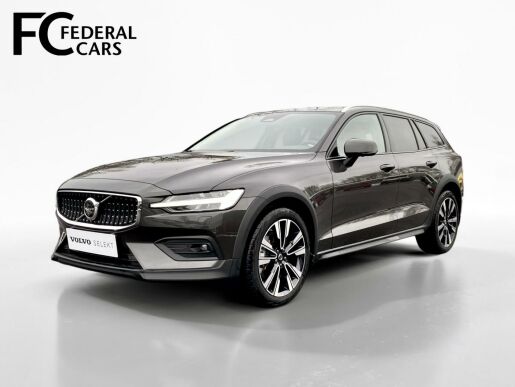 Volvo V60 CC B5 AWD // PLUS// tažné zař.
