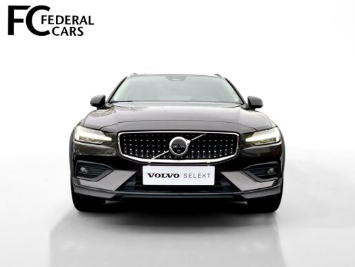 Volvo V60 CC B5 AWD // PLUS// tažné zař.