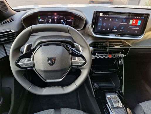 Peugeot 2008 ALLURE Hybrid 145 e-DCS6