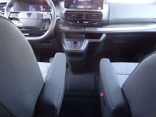 Peugeot Traveller Active Long 2.0 BHDi 180k EAT8