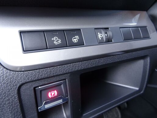 Peugeot Traveller Active Long 2.0 BHDi 180k EAT8