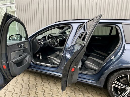 Volvo V60 T8 AWD RECHARGE // 455 PS