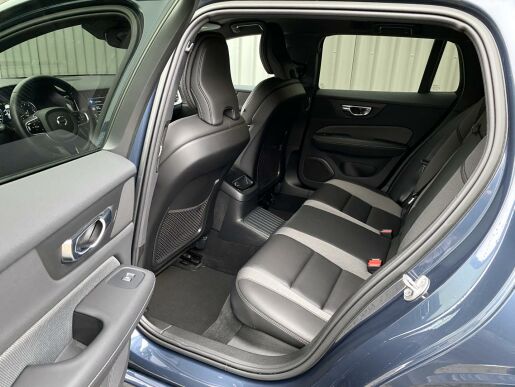 Volvo V60 T8 AWD RECHARGE // 455 PS