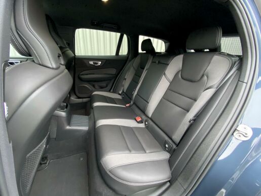 Volvo V60 T8 AWD RECHARGE // 455 PS