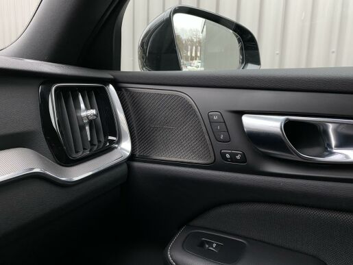 Volvo V60 T8 AWD RECHARGE // 455 PS