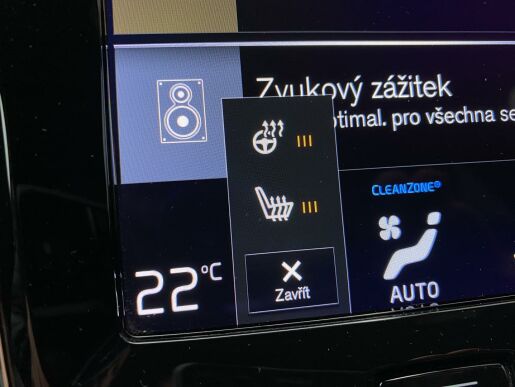 Volvo V60 T8 AWD RECHARGE // 455 PS