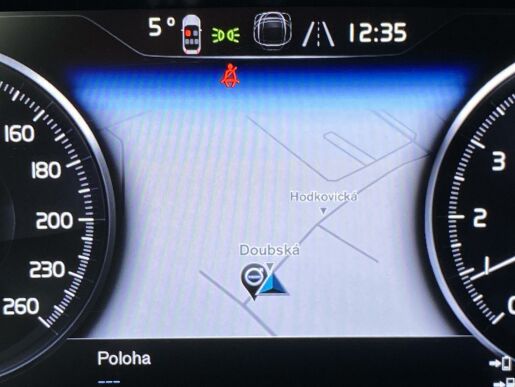 Volvo V60 T8 AWD RECHARGE // 455 PS