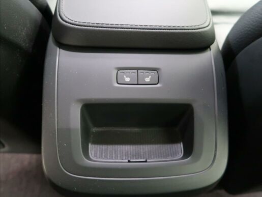Volvo XC90 2,0 B5 AWD AUT  Core 7-míst