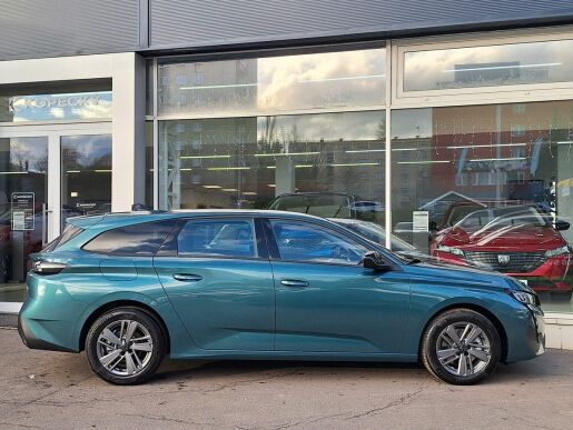 Peugeot 308 SW STYLE 1.5 BHDI 130K EAT8