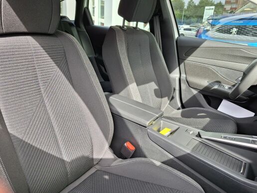 Peugeot 308 SW STYLE 1.5 BHDI 130K EAT8