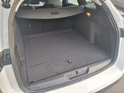 Peugeot 308 SW ACTIVE 1.2 PT 130K EAT8
