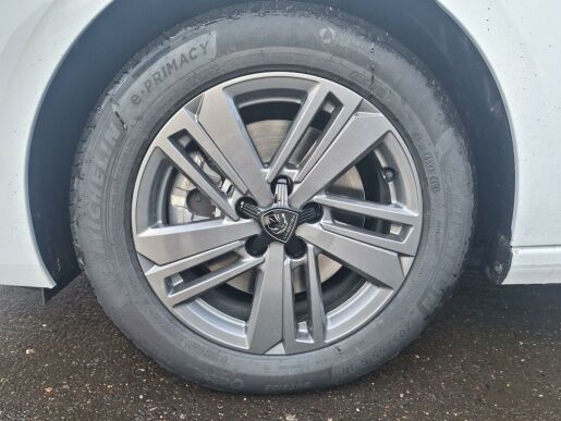 Peugeot 308 SW ACTIVE 1.2 PT 130K EAT8
