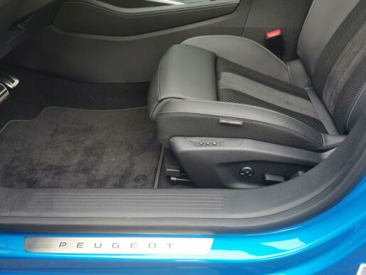 Peugeot 308 e-GT PACK HYBRID 225K e-EAT8