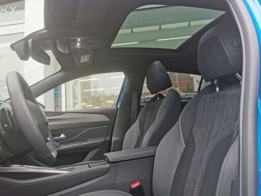 Peugeot 308 e-GT PACK HYBRID 225K e-EAT8