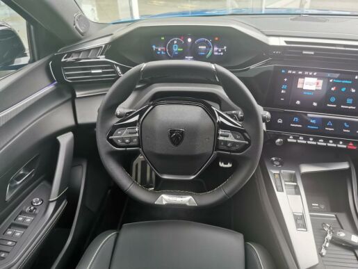 Peugeot 308 e-GT PACK HYBRID 225K e-EAT8