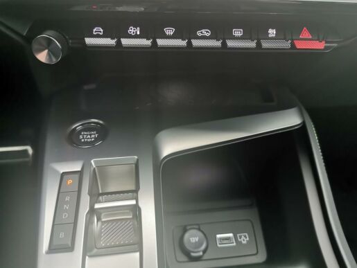 Peugeot 308 e-GT PACK HYBRID 225K e-EAT8