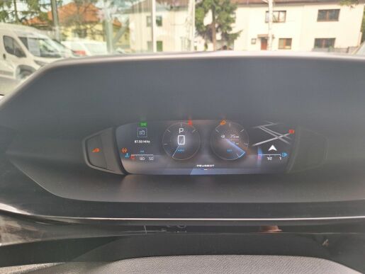 Peugeot 408 ALLURE Hybrid 145 e-DCS6
