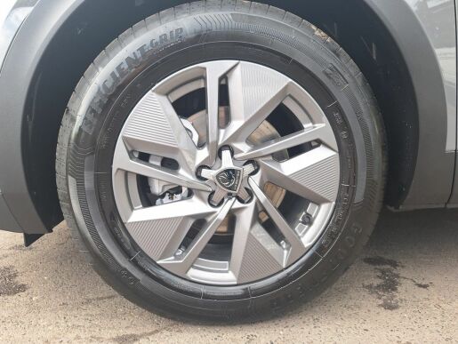 Peugeot 408 ALLURE Hybrid 145 e-DCS6
