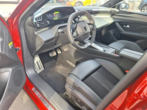 Peugeot 408 GT Hybrid 145 e-DCS6