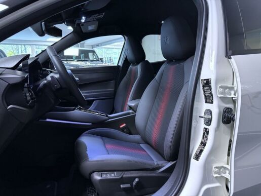 Alfa Romeo Junior Ibrida Speciale 1.2 Turbo Hybr