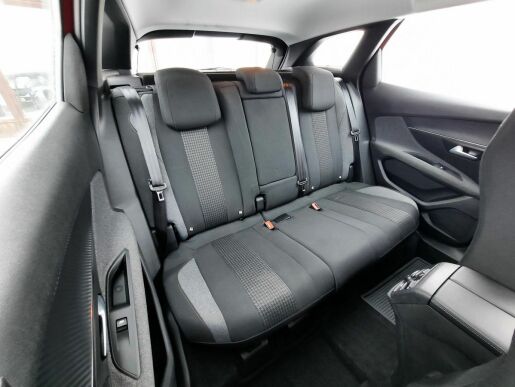Peugeot 3008 ACTIVE PACK 1.5 BHDi 130k EAT8