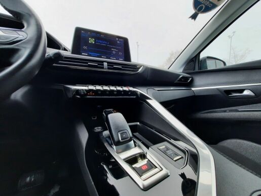 Peugeot 3008 ACTIVE PACK 1.5 BHDi 130k EAT8