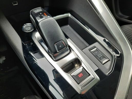 Peugeot 3008 ACTIVE PACK 1.5 BHDi 130k EAT8