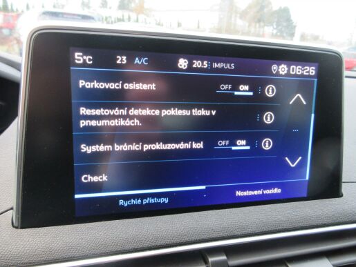Peugeot 3008 ACTIVE 1.2 PureTech 130 EAT8