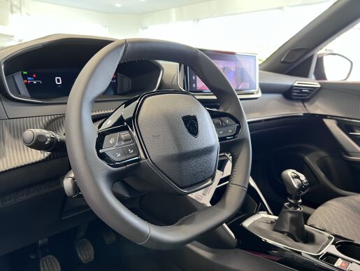 Peugeot 2008 ALLURE 100k, 7 let záruka