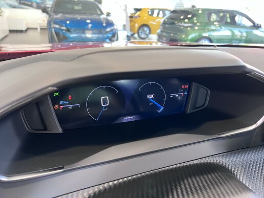 Peugeot 2008 ALLURE 100k, 7 let záruka