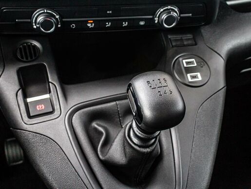 Citroën Berlingo osobní 1,2 PLUS benzín 110k  M