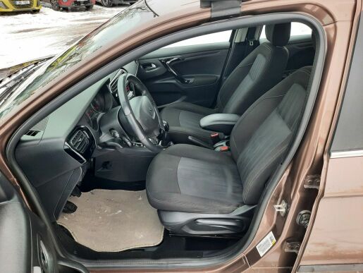 Peugeot 301 ALLURE 1,6 HDi 92k