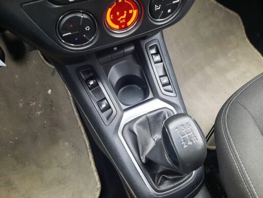 Peugeot 301 ALLURE 1,6 HDi 92k